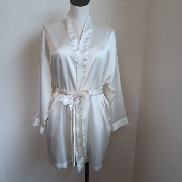 Victorias Secret Peignoir Set Short Gown and Robe Ivory Vintage Womens Small - Picture 2 of 16